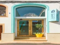 Hostal Jume - Urban Rooms Hotels in Mahon