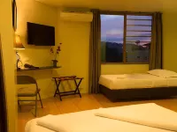 City Center Hotel Hotels near Igorot Garden