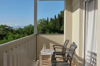 Ariti Grand Hotel - Bergblick