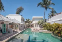 Quma Hotel - 4-Star