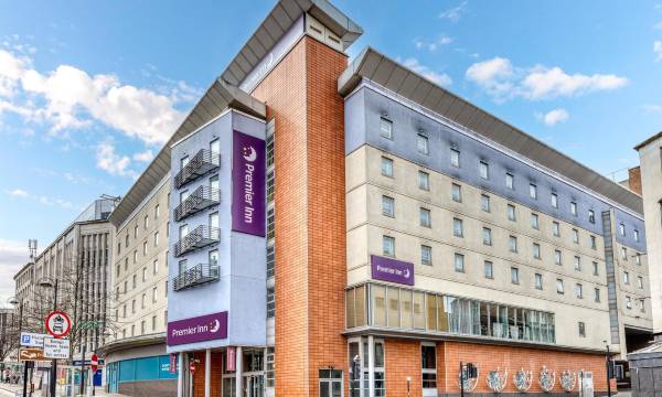 Premier Inn Sheffield City Centre (Angel Street)