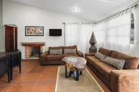 Style and Adventure in SMA Family Home - Villas