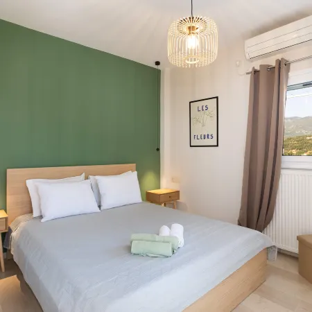 Kalamata Cozy Nest with Panoramic Views