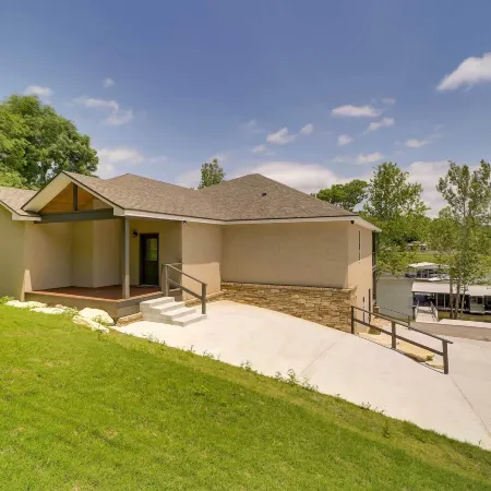 Waterfront Grand Lake Family House w/ Game Room!