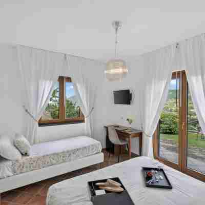 Villevieille Rooms