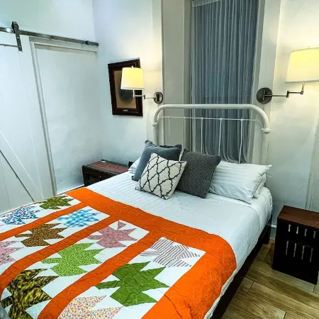 Marfa House Fronteriza--Central and Accessible Hotel di Marfa