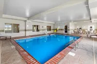 Country Inn & Suites by Radisson, Bowling Green, KY - Pet friendly