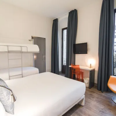 Petit Palace Canalejas Sevilla โรงแรมใกล้ตอร์เรเซบีญา