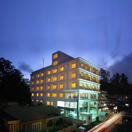 Grand Plaza