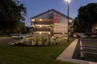 Red Roof PLUS+  Columbus - Ohio State University OSU - 2 estrellas