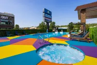 Days Inn by Wyndham Pigeon Forge South - Badekar