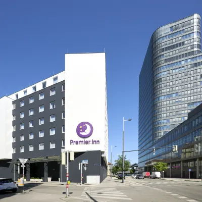 Premier Inn Wien City Hauptbahnhof Отели рядом с достопримечательностью «Спа-центр Therme Wien»