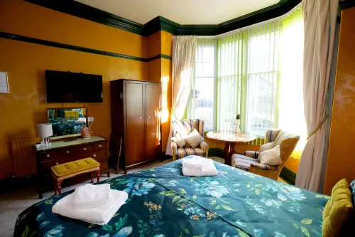 Bryn Woodlands House - Homestays