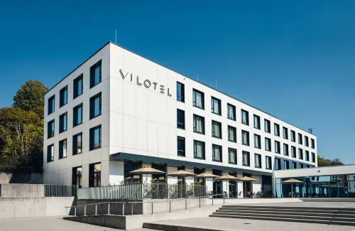 Vilotel - Hotel & Restaurant - parking