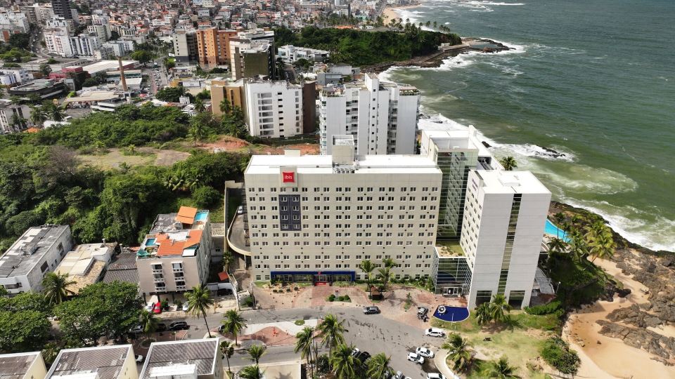 Ibis Salvador Rio Vermelho