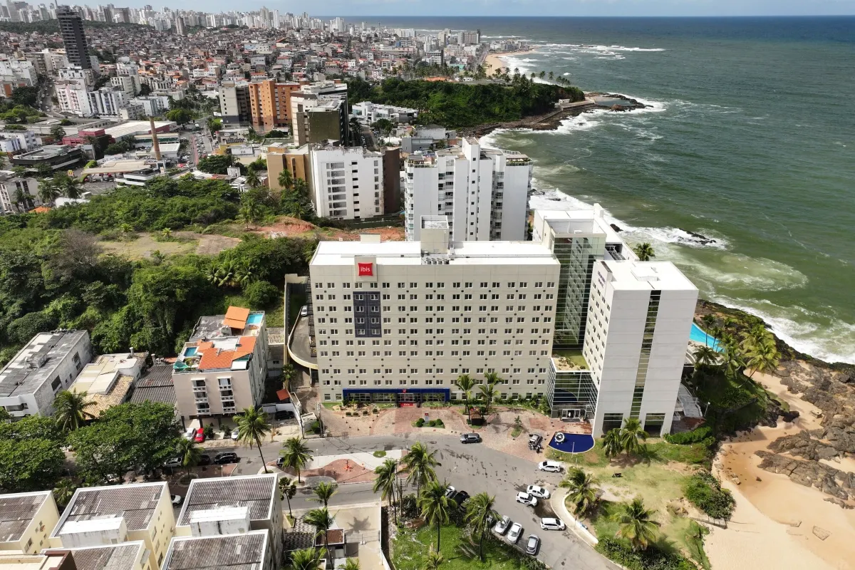 Ibis Salvador Rio Vermelho