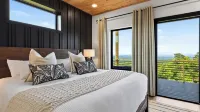 Modern Smoky Mountain Retreat w/ Hot Tub, Game Room & Movie Theater Heavens View by Avantstay - 4-Star