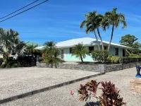 Cudjoe Key 3bdr,2 bath Pool, 20 min from Key West, Ocean Access, Bikes, Canoe - 3-Star