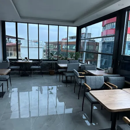 World Say Hotel