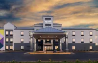 Spark by Hilton Lansing - parking