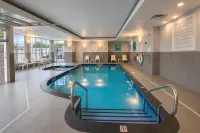 Hilton Garden Inn Hamilton - Swimmingpools