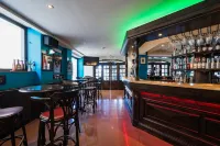 Maritim Antonine Hotel & Spa - bar