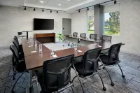 Aloft Montreal Airport - Cheap