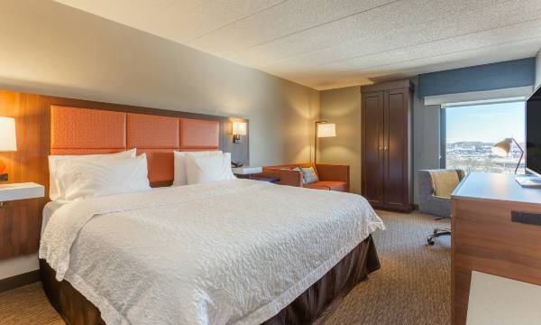 Hampton Inn Madison-East Towne Mall Area