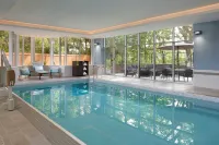 TownePlace Suites Toronto Oakville - parking