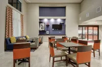 Hampton Inn & Suites Springfield Downtown - Kitchens