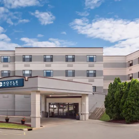 Royle Hotel Milwaukee Airport