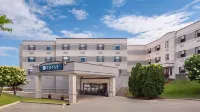 Royle Hotel Milwaukee Airport - Scenic