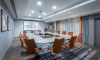 Clayton Hotel Charlemont - Park Yeri