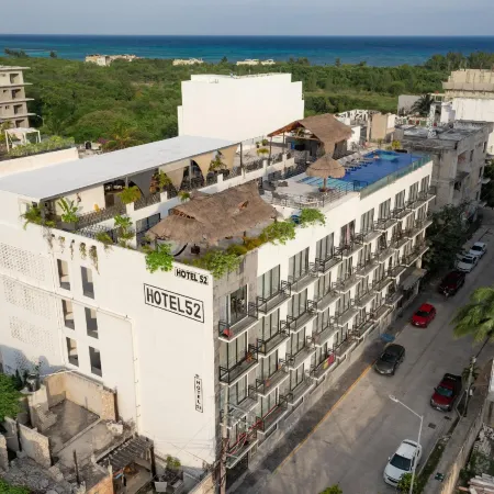 Sunday Hotel 52 at Playa del Carmen