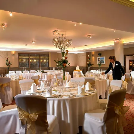 Westport Plaza Hotel, Spa & Leisure
