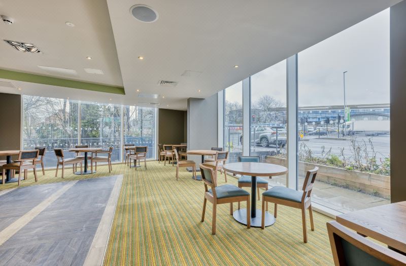 Premier Inn London New Southgate photo 2