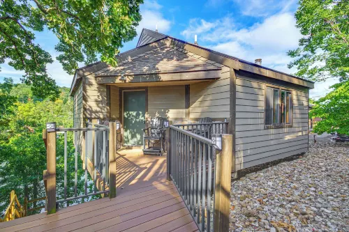 Resort Villa on Lake of the Ozarks! Family Fun Hub - Biệt thự
