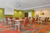 Home2 Suites by HIlton Cartersville - 3-Star