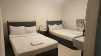 Wallabies Hotel - 2-Star