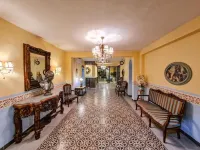 Hotel Fundadores - parking