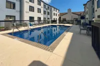 Comfort Inn Jackson North - Ridgeland - Pools