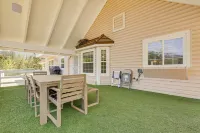 25-acre Hideaway in Oakhurst: Pet Friendly! - 2-Star