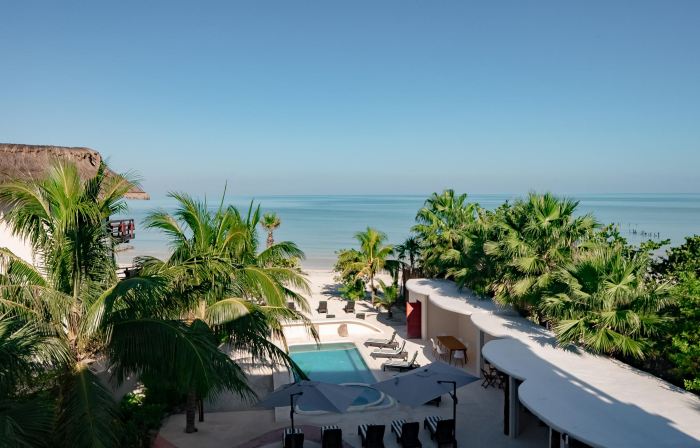 Beach Front Hotel Boutique DK House