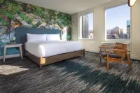 Canvas Moncton, Tapestry Collection by Hilton - bar