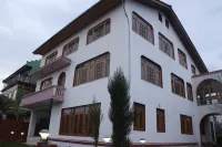 K.S Palace Hotels near Jamia Masjid Manigam