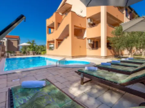 Tea Hotels in Dobrinj