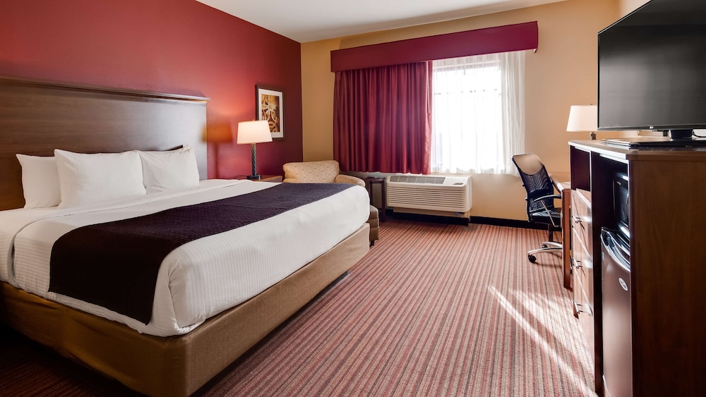 Best Western Plus Chandler Hotel & Suites