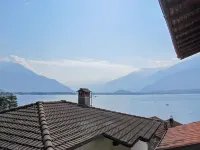 Titti (GLA133) Hotels in Gera Lario
