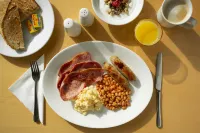 Holiday Inn Express Southampton M27, Jct.7 Hotels in Eastleigh District