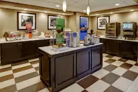 Hampton Inn Cookeville - breakfast